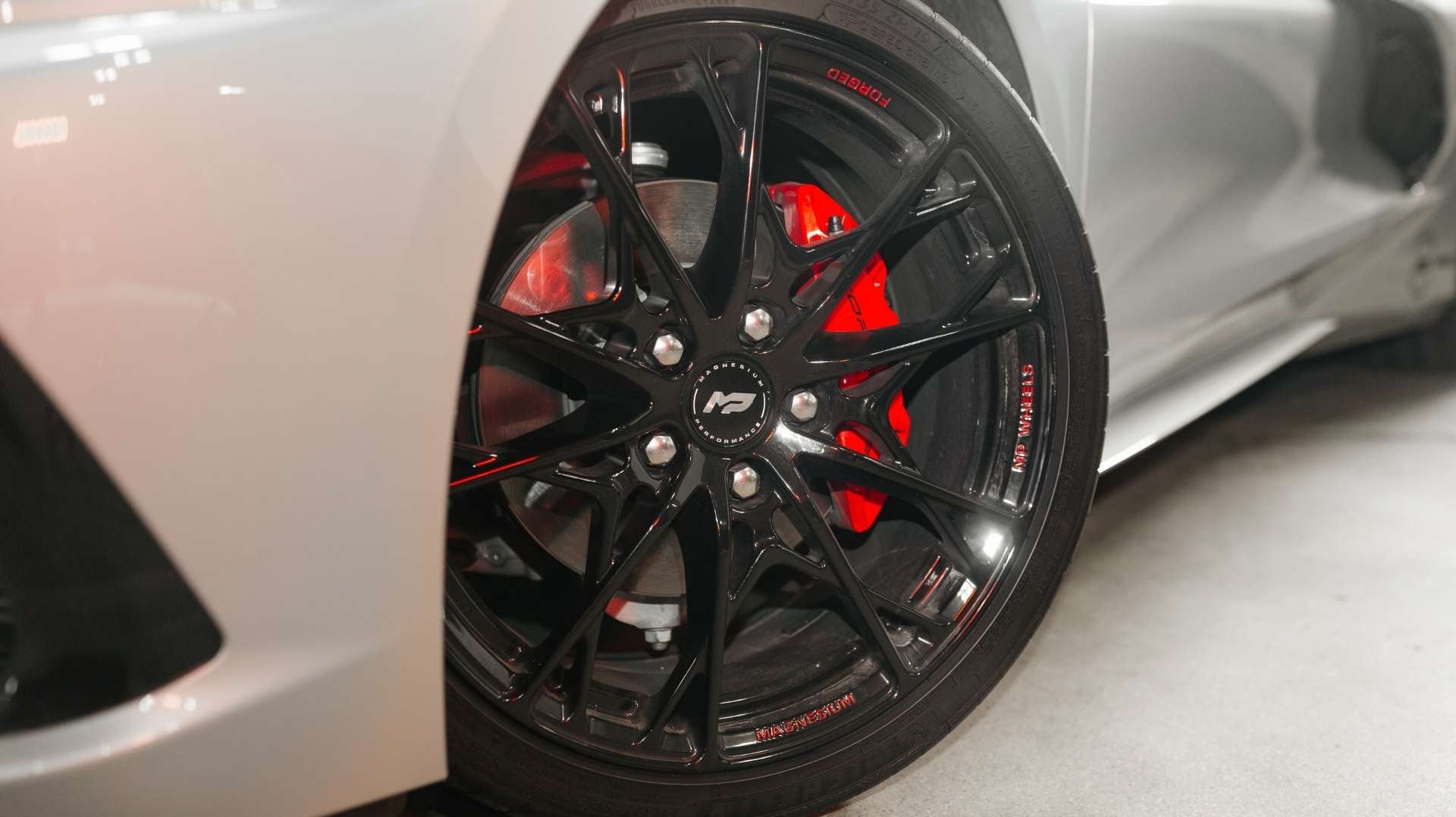 Why Magnesium Rims Reduce Unsprung Mass (and Why That Changes Everything) - MP Wheels